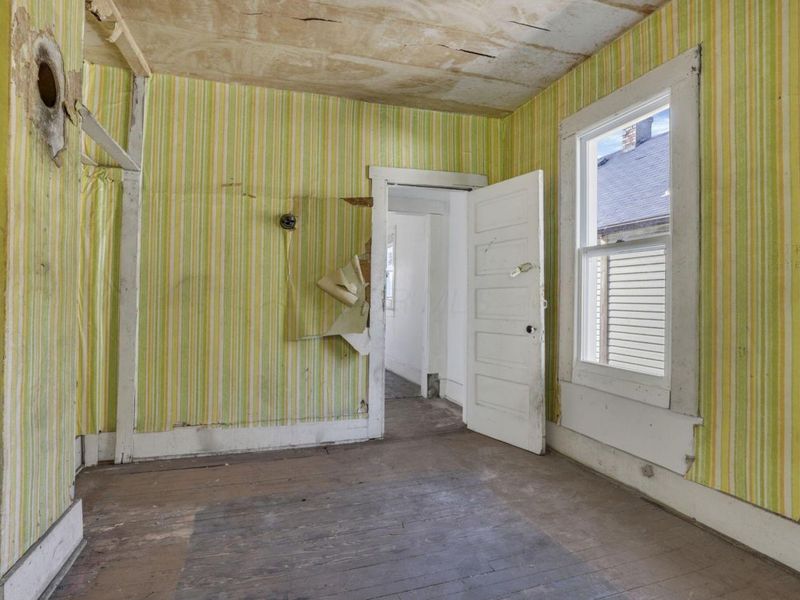 292 E Barthman Avenue, Columbus, OH 43207 Photo 32