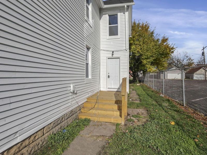 292 E Barthman Avenue, Columbus, OH 43207 Photo 46