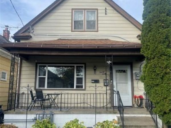 24 Ridge Park Avenue, Buffalo, NY 14211