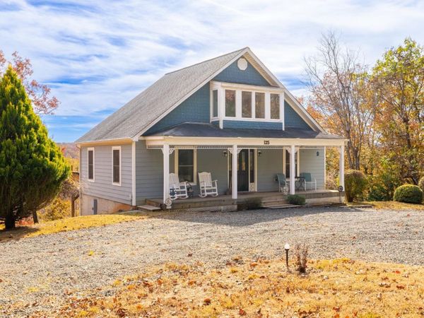 125 River Breeze Court, Howardsville, VA 24562