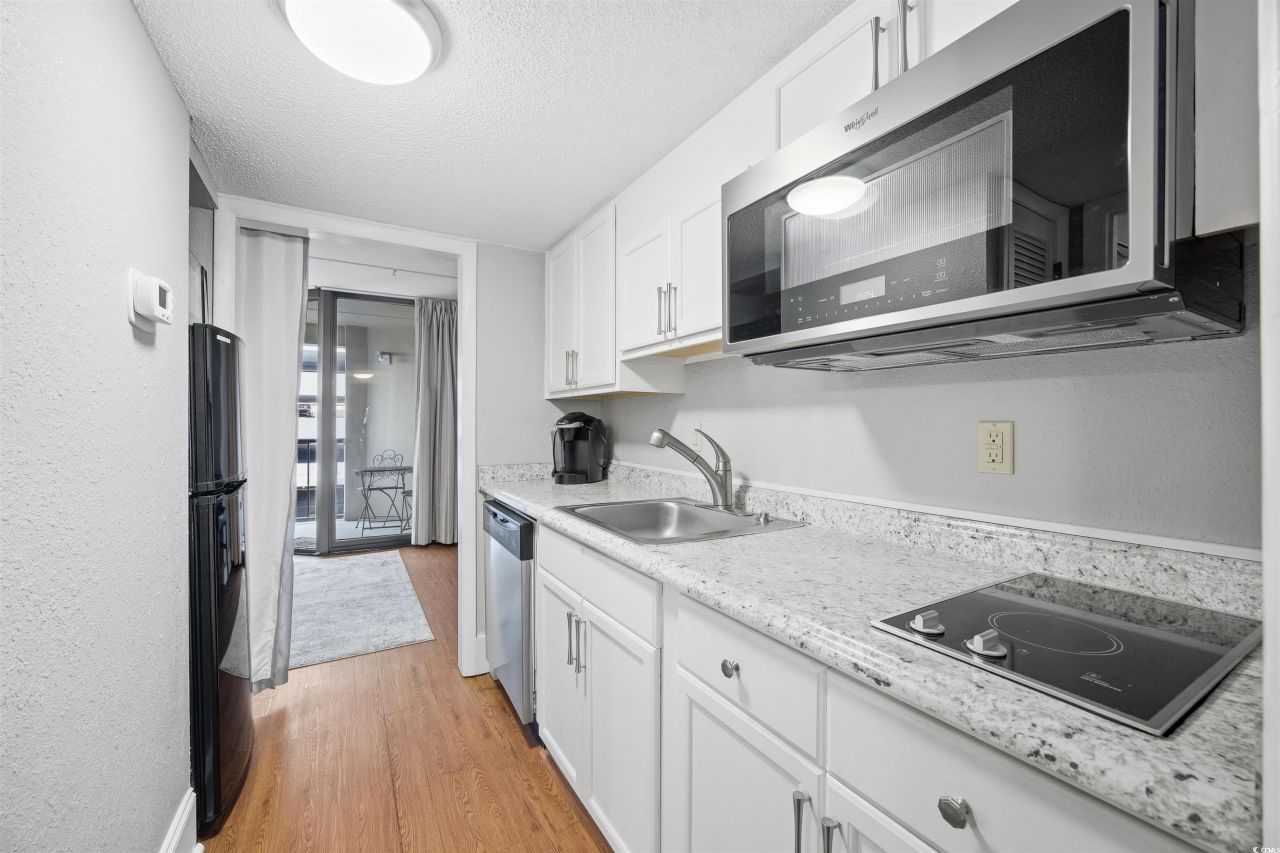 208 74th Ave. N Photo 9