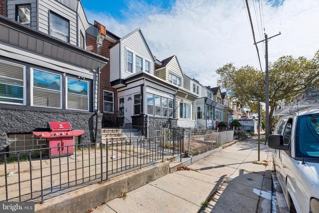5743 N 12th Street, Philadelphia, PA 19141 Main Photo