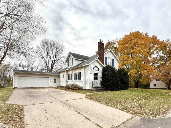 901 S 2nd Avenue, Northwood, IA 50459
