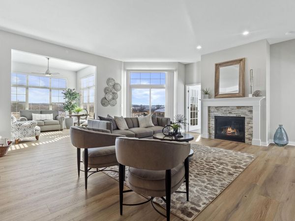 433 Standing Stone Dr, Unit 16-38, Waukesha, WI 53189