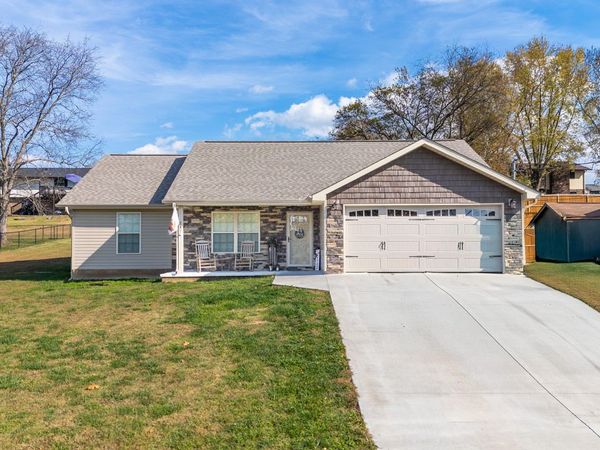 241 Huntington Lane, Kodak, TN 37764