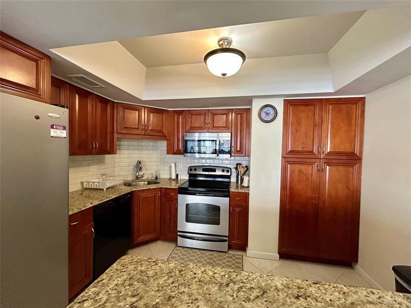 3800 Galt Ocean Drive, Unit 803, Fort Lauderdale, FL 33308 Photo