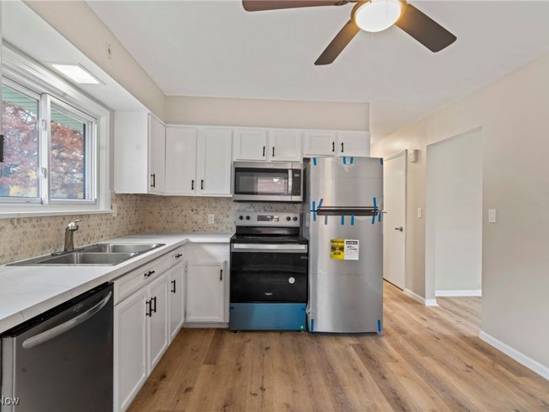 1736 Westwood Drive NW, Warren, OH 44485 Photo 21