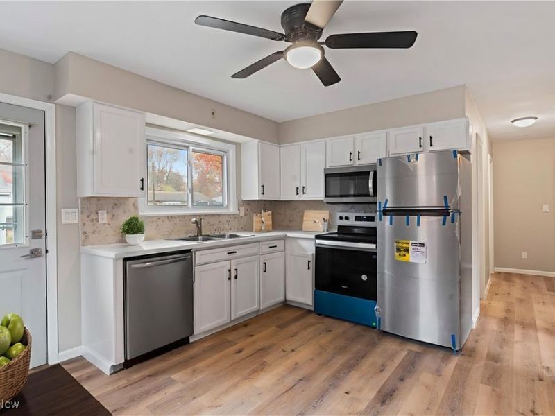 1736 Westwood Drive NW, Warren, OH 44485 Photo 4