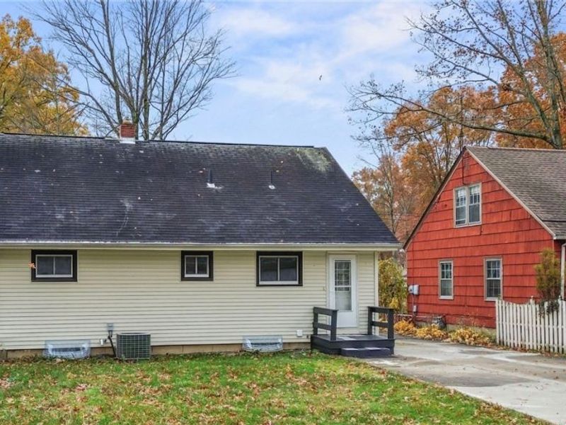 1736 Westwood Drive NW, Warren, OH 44485 Photo 48