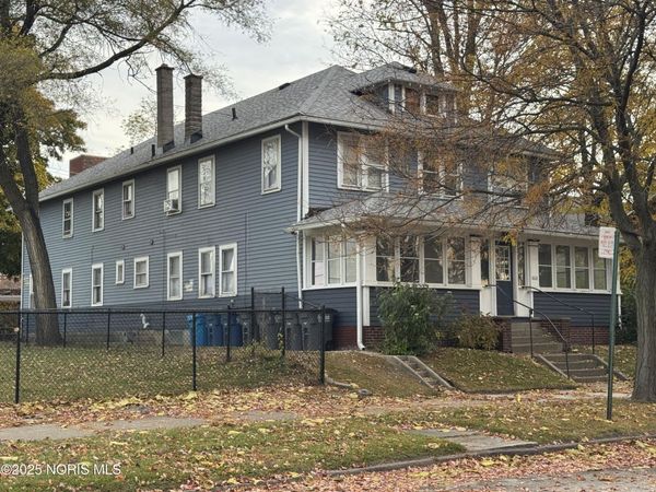 1114 N Superior Street, Toledo, OH 43604