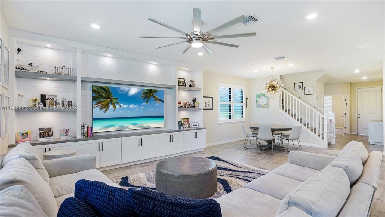 8605 Patron Ln, Lake Worth, FL 33467 Photo