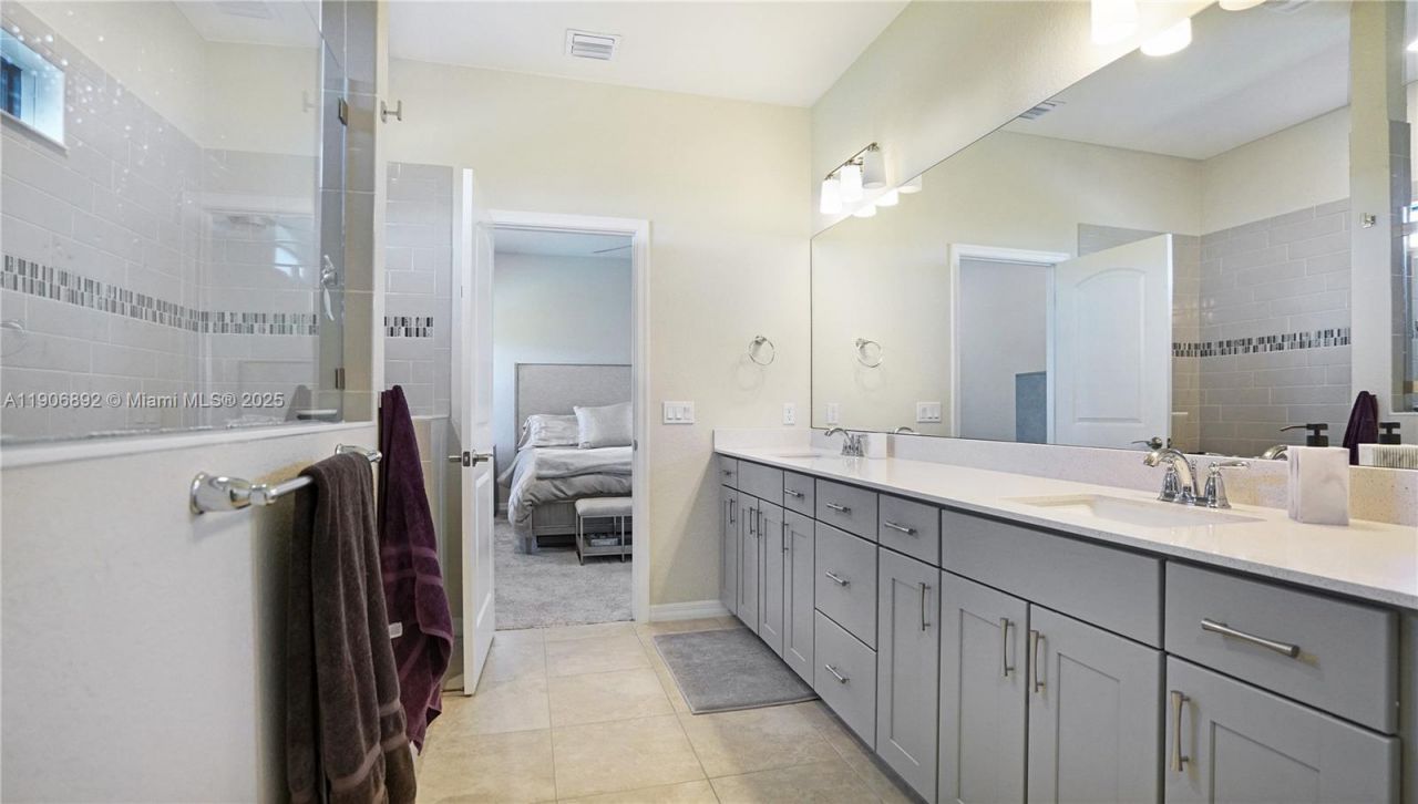 8605 Patron Ln, Lake Worth, FL 33467 Photo