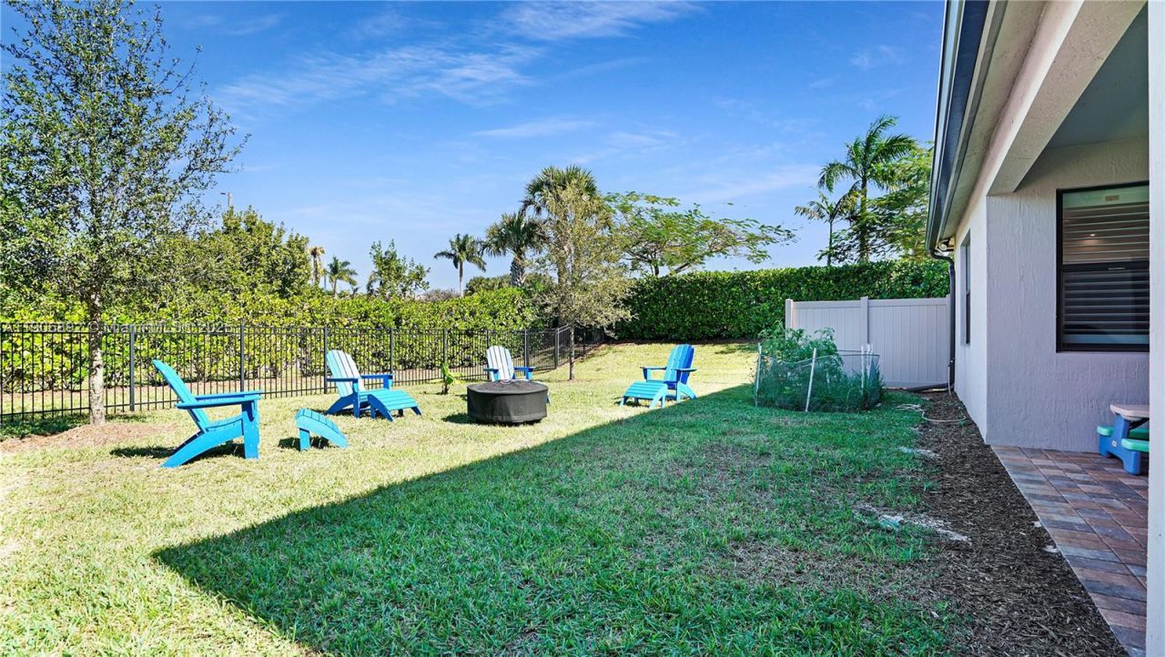 8605 Patron Ln, Lake Worth, FL 33467 Photo