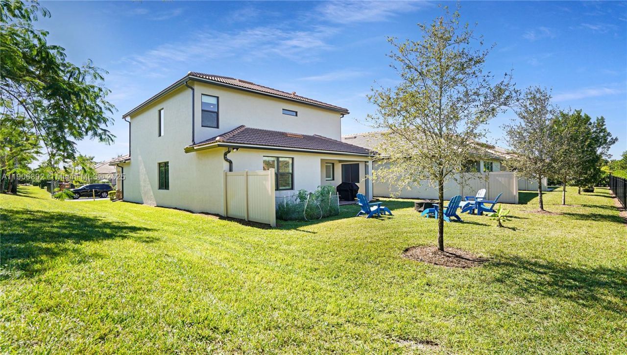 8605 Patron Ln, Lake Worth, FL 33467 Photo