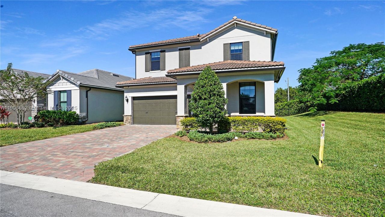 8605 Patron Ln, Lake Worth, FL 33467 Photo