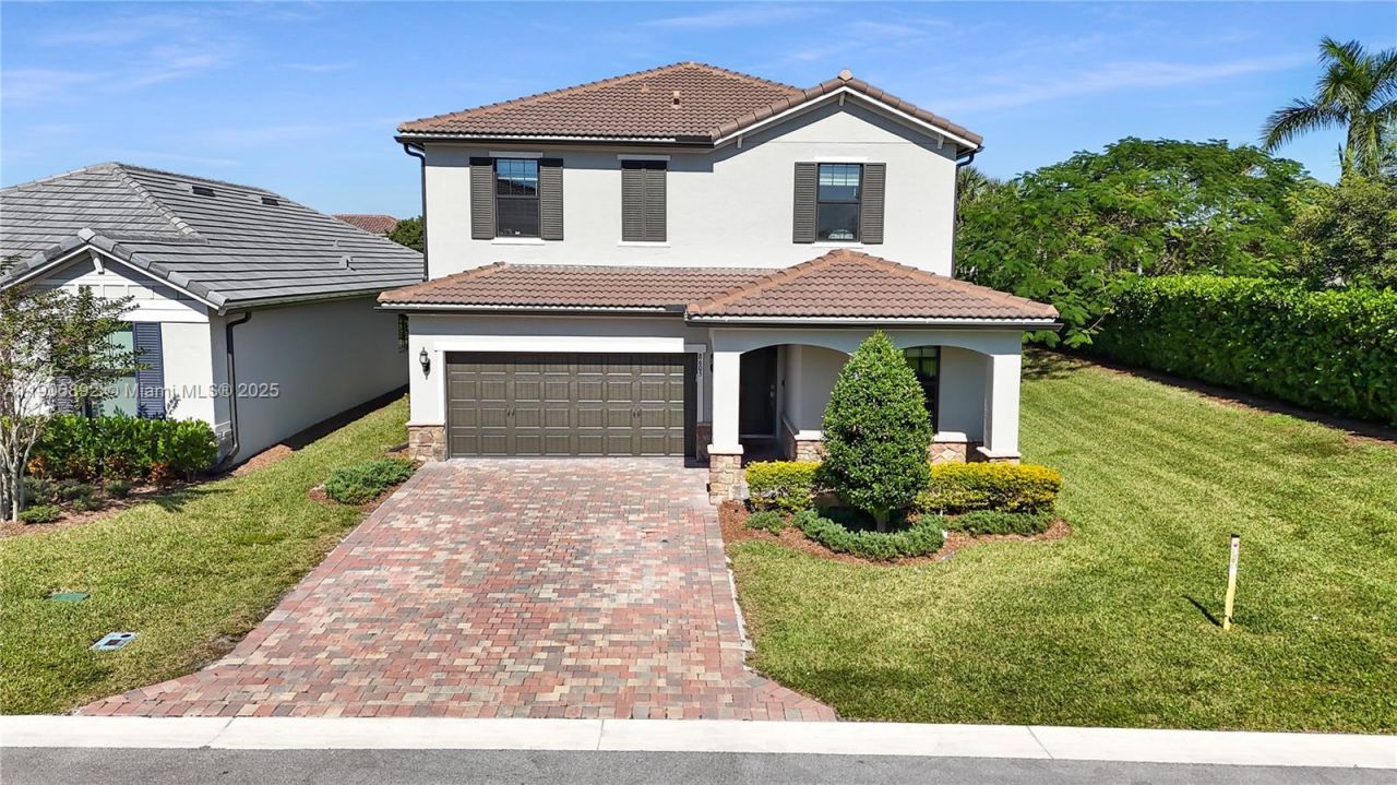 8605 Patron Ln, Lake Worth, FL 33467 Photo