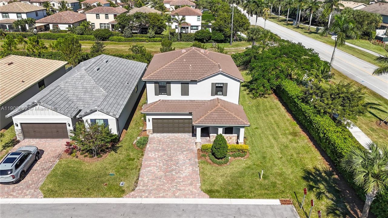 8605 Patron Ln, Lake Worth, FL 33467 Photo