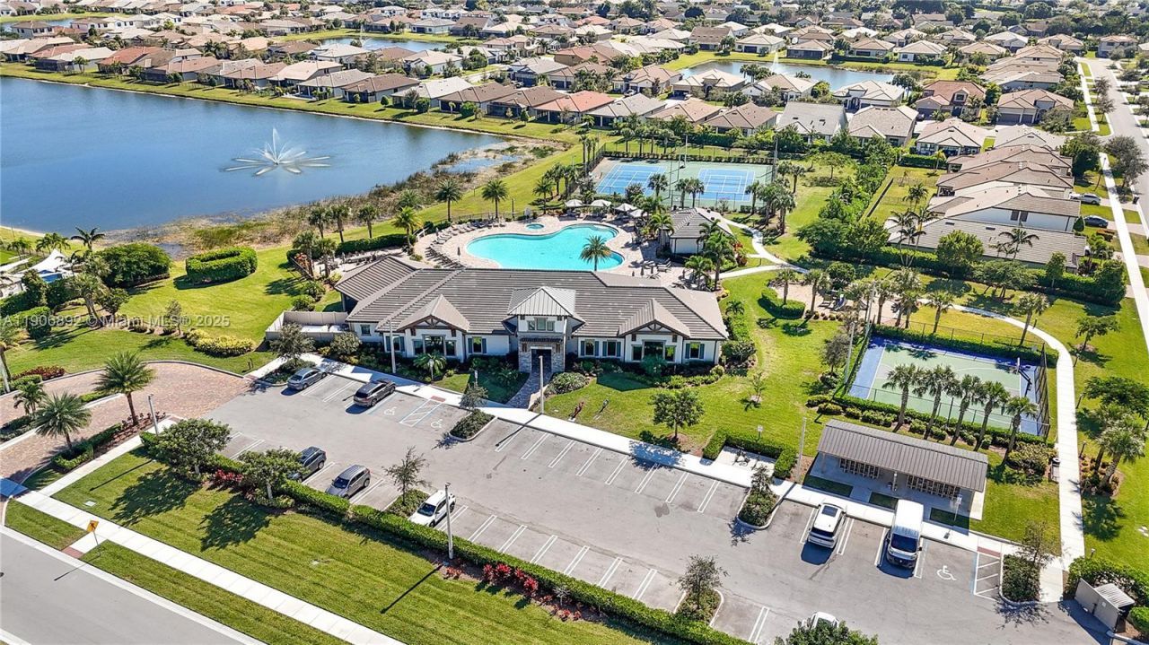 8605 Patron Ln, Lake Worth, FL 33467 Photo