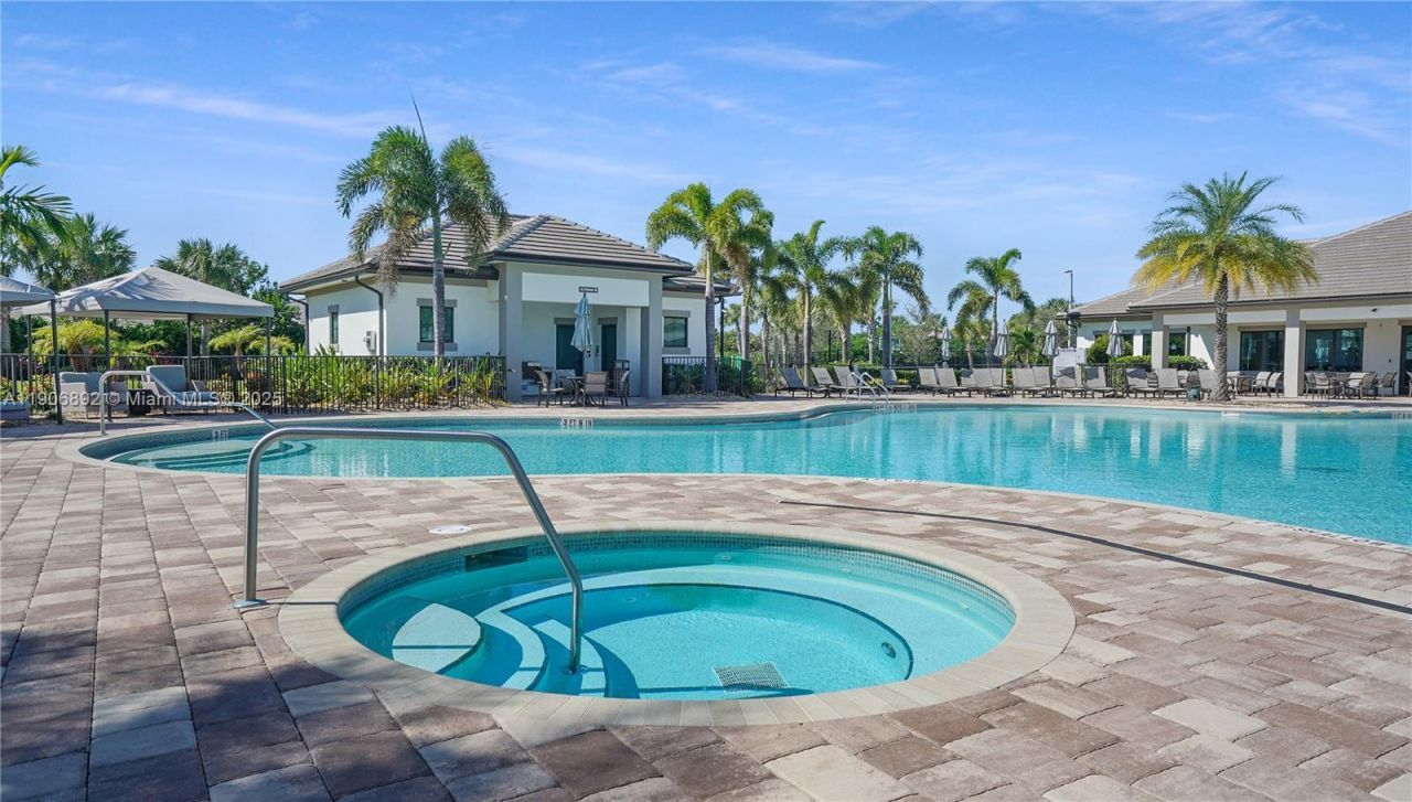 8605 Patron Ln, Lake Worth, FL 33467 Photo