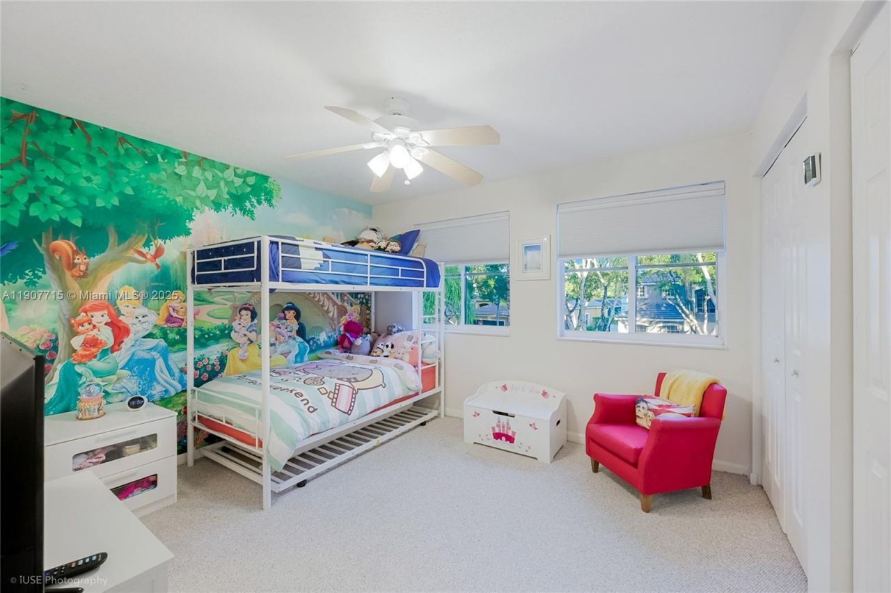 4394 Fox Ridge Dr, Weston, FL 33331 Photo