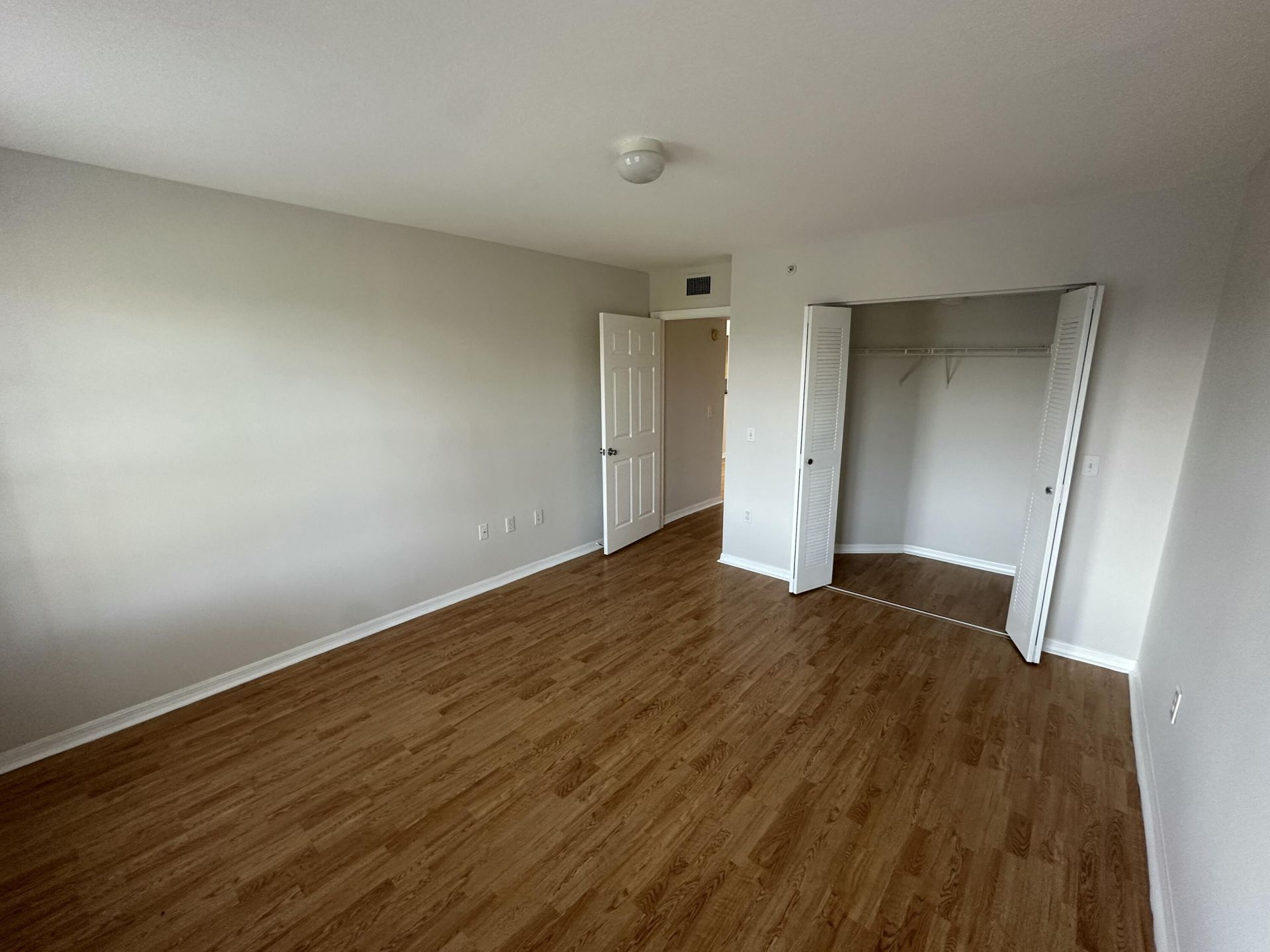 4211 San Marino Boulevard, Unit 304, West Palm Beach, FL 33409 Photo