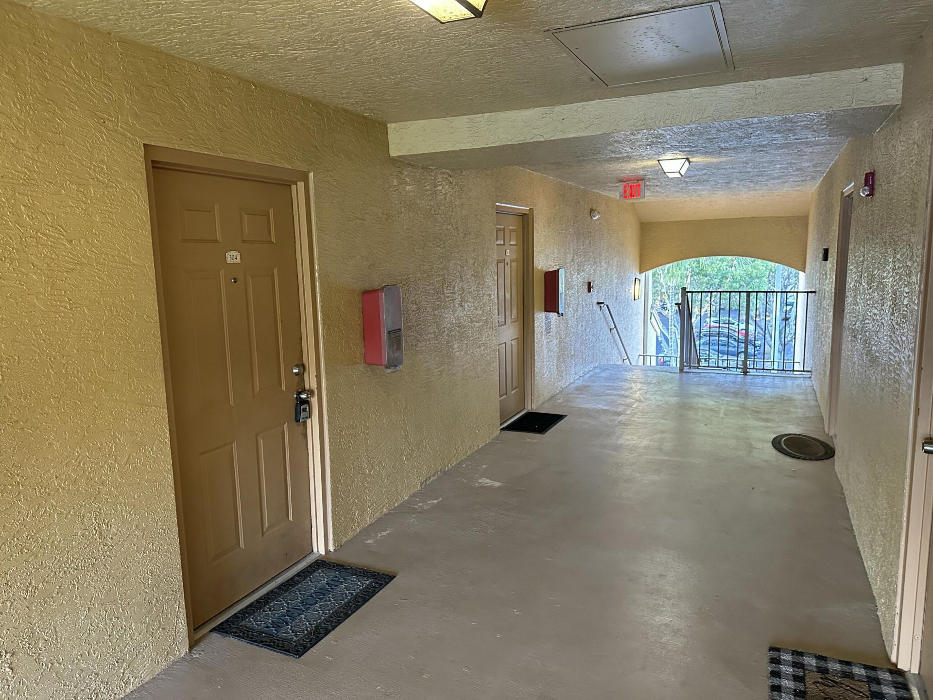 4211 San Marino Boulevard, Unit 304, West Palm Beach, FL 33409 Photo