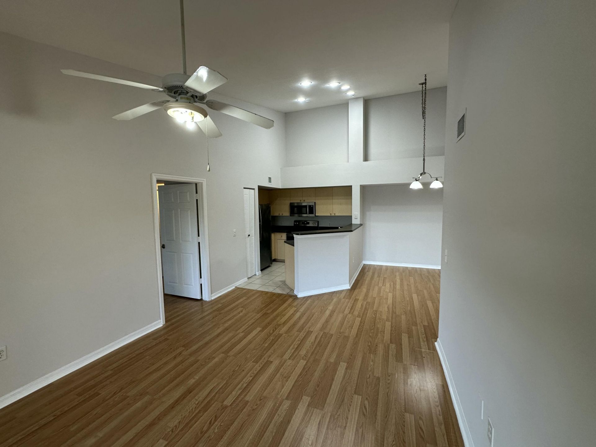 4211 San Marino Boulevard, Unit 304, West Palm Beach, FL 33409 Photo