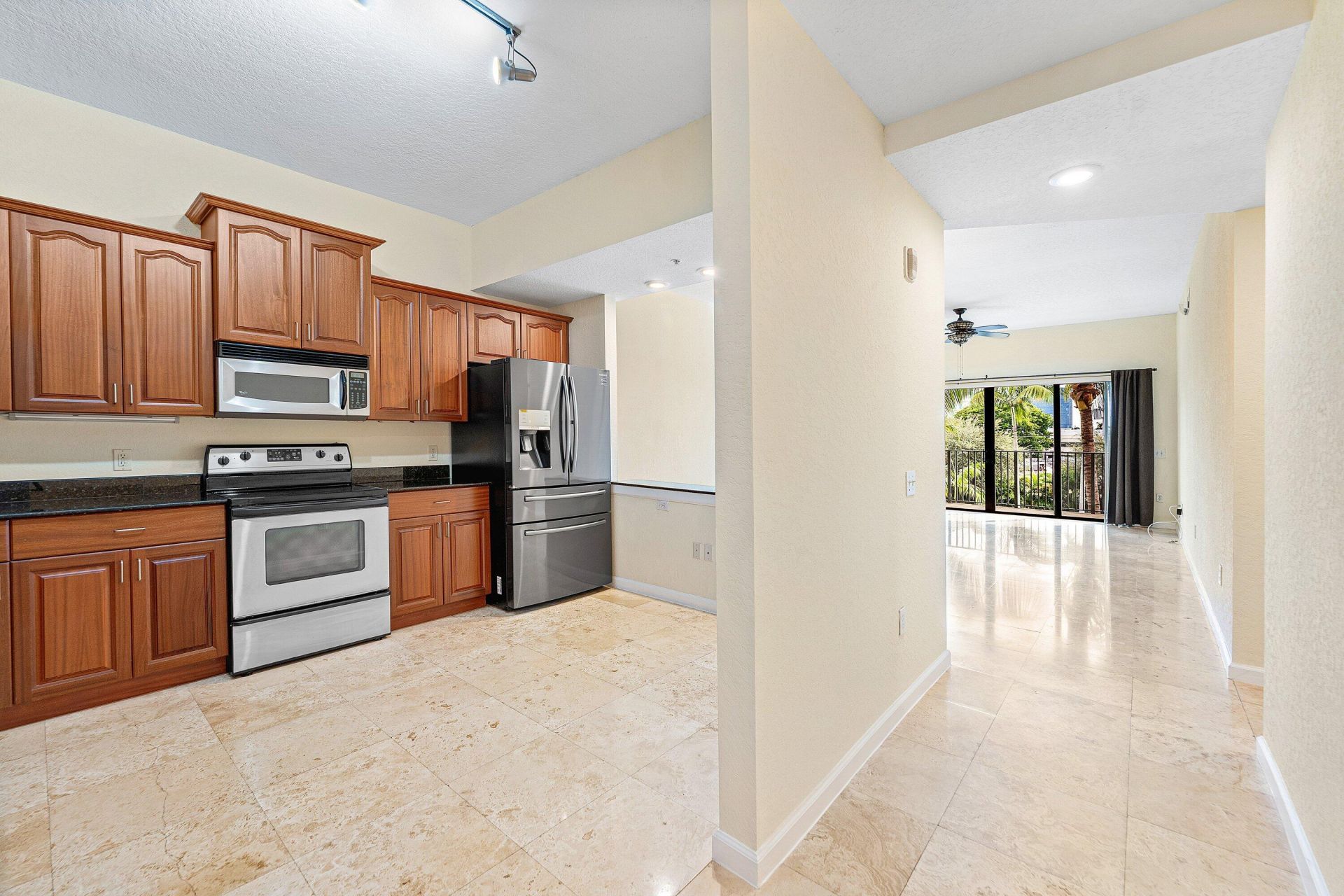 1650 Presidential Way, Unit A 302, West Palm Beach, FL 33401 Photo