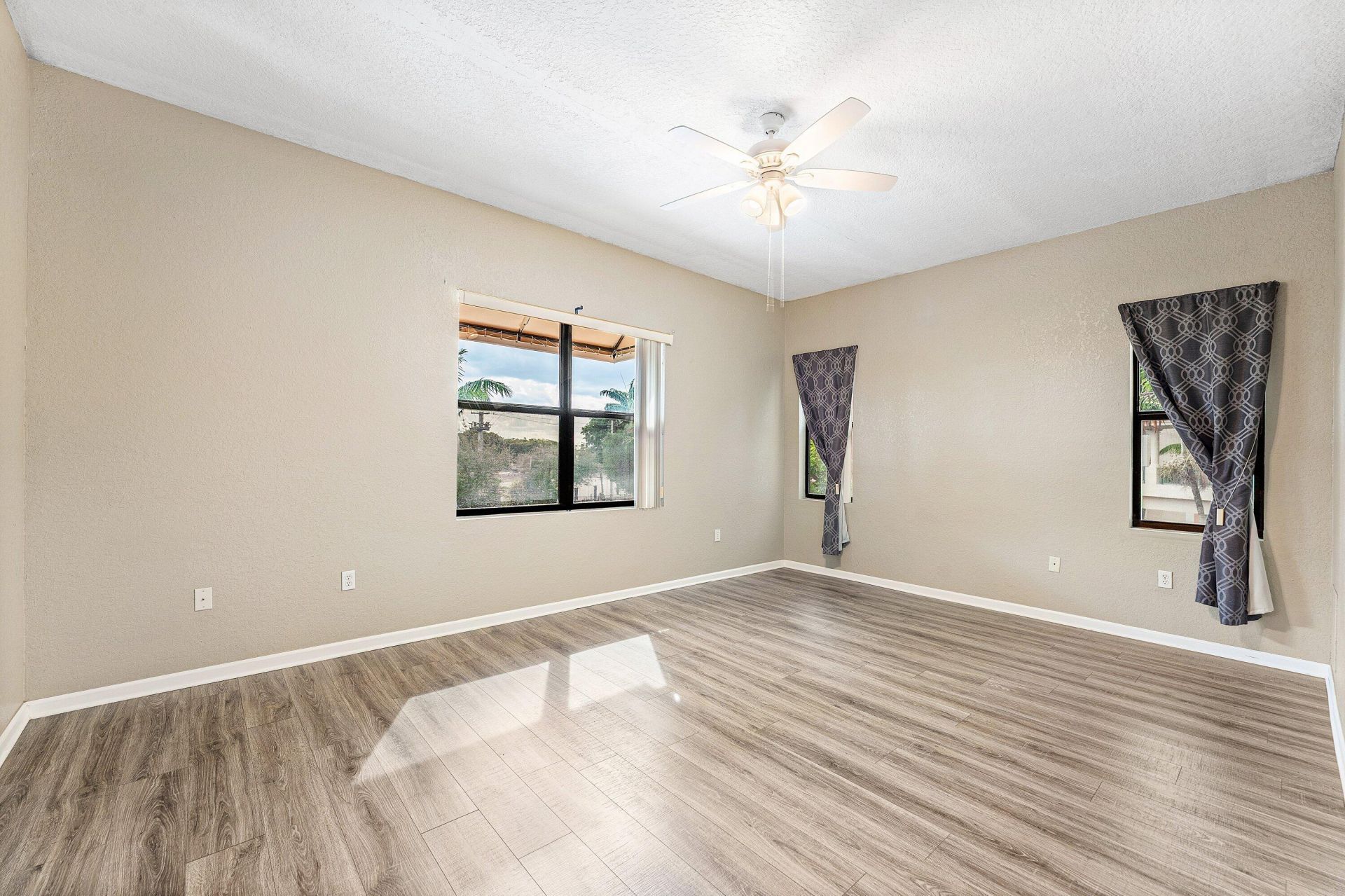 1650 Presidential Way, Unit A 302, West Palm Beach, FL 33401 Photo