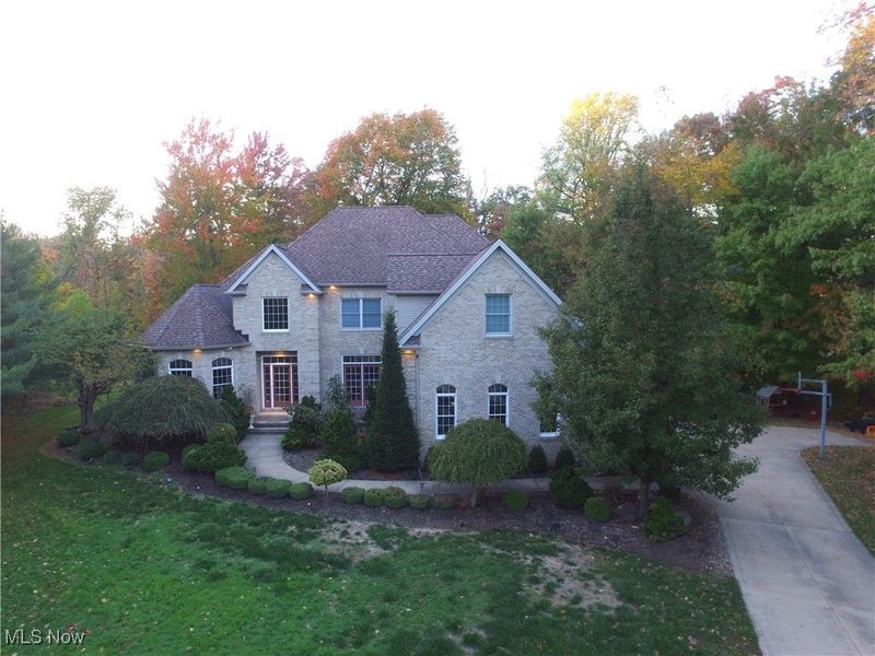 8140 Mount Royal Drive, Concord, OH 44077 Photo 2