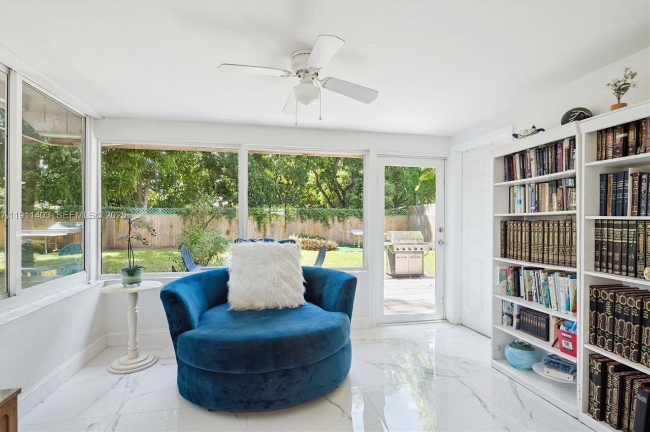 630 NE 175th St, Miami, FL 33162 Photo