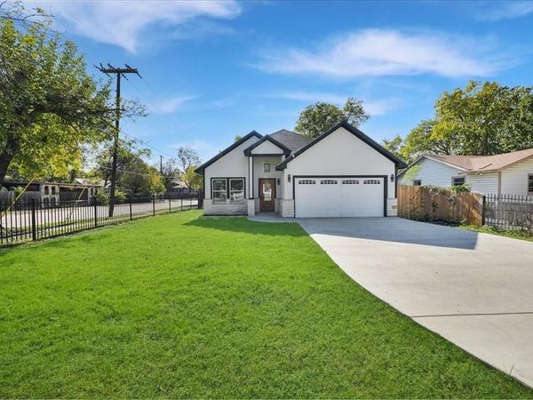 2636 Carter Avenue, Fort Worth, TX 76103