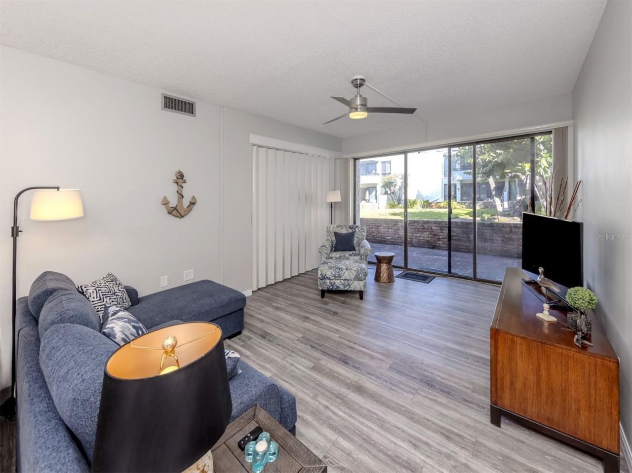 1555 Tarpon Center Drive, Unit 140, Venice, FL 34285 Photo