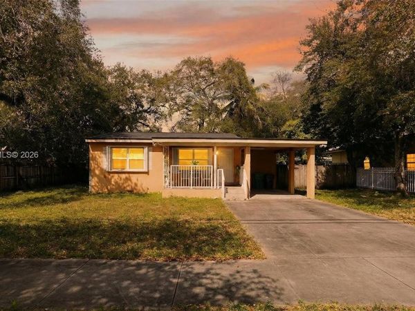 2835 NW 168th Ter, Miami Gardens, FL 33056