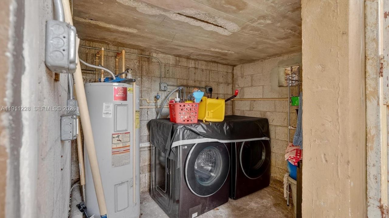 2835 NW 168th Ter, Miami Gardens, FL 33056 Photo