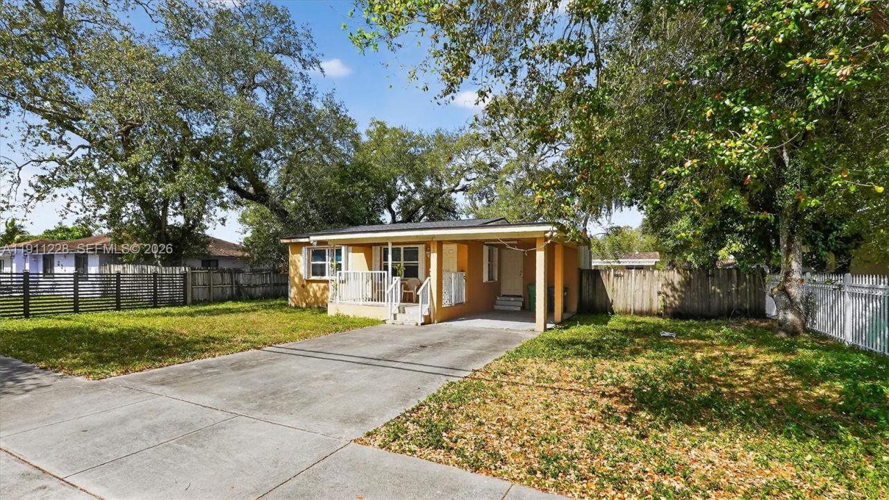 2835 NW 168th Ter, Miami Gardens, FL 33056 Photo