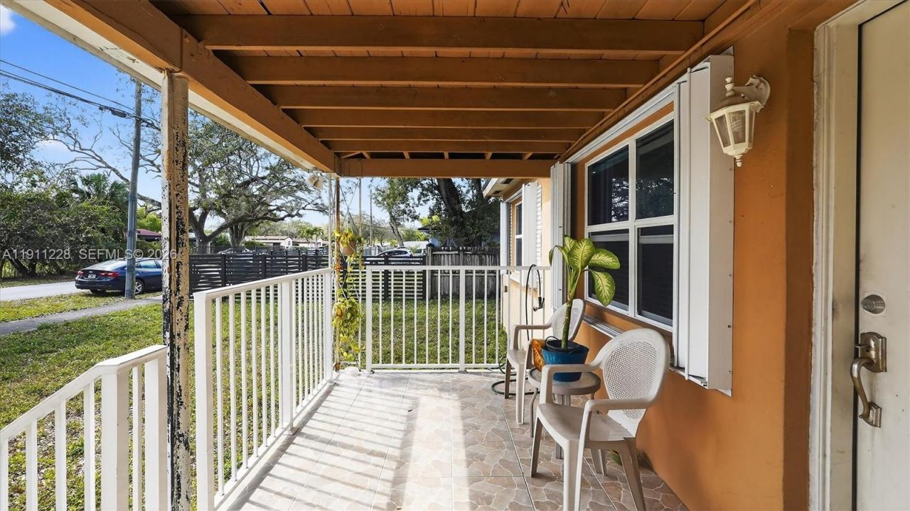 2835 NW 168th Ter, Miami Gardens, FL 33056 Photo