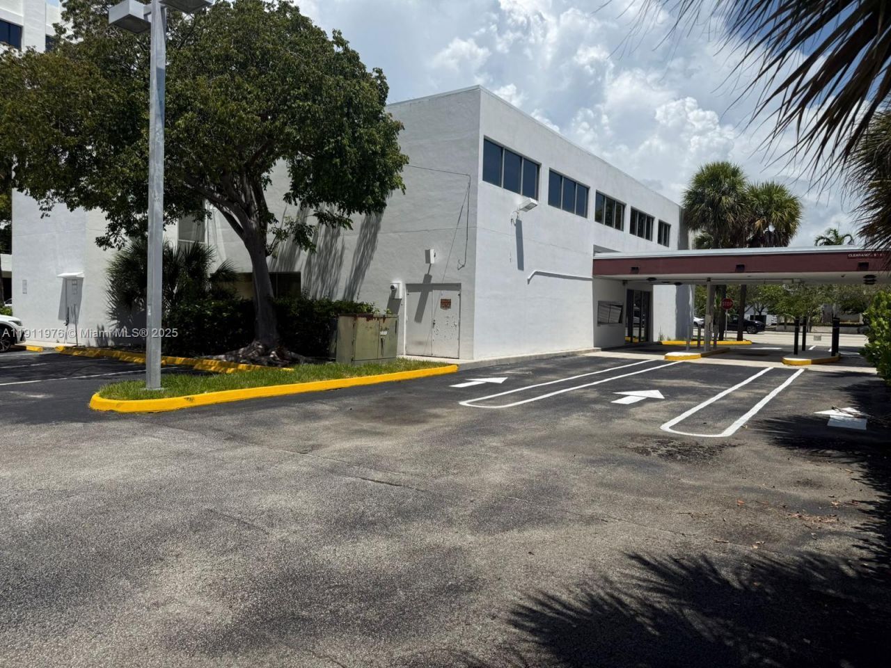 2434 Hollywood Blvd, Hollywood, FL 33020 Photo