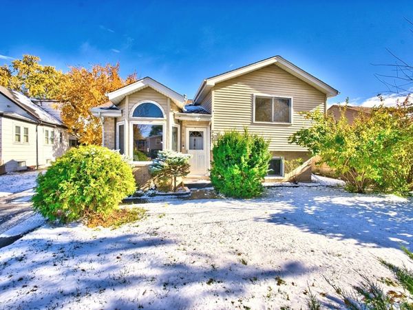 345 Ash Avenue, Wood Dale, IL 60191