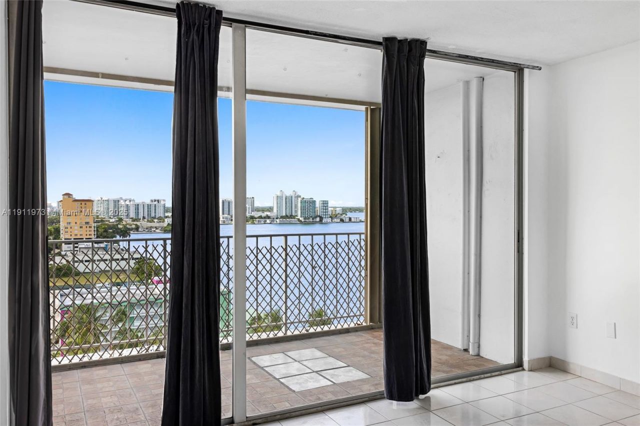 1865 79th St Cswy, Unit 14D, North Bay Village, FL 33141 Photo