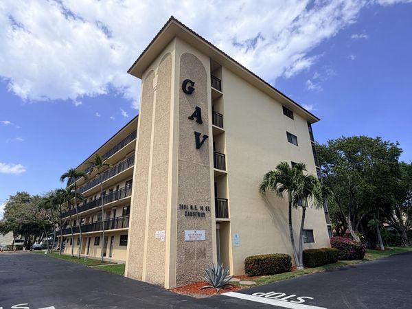 2601 NE 14th Street Causeway, Unit 222, Pompano Beach, FL 33062