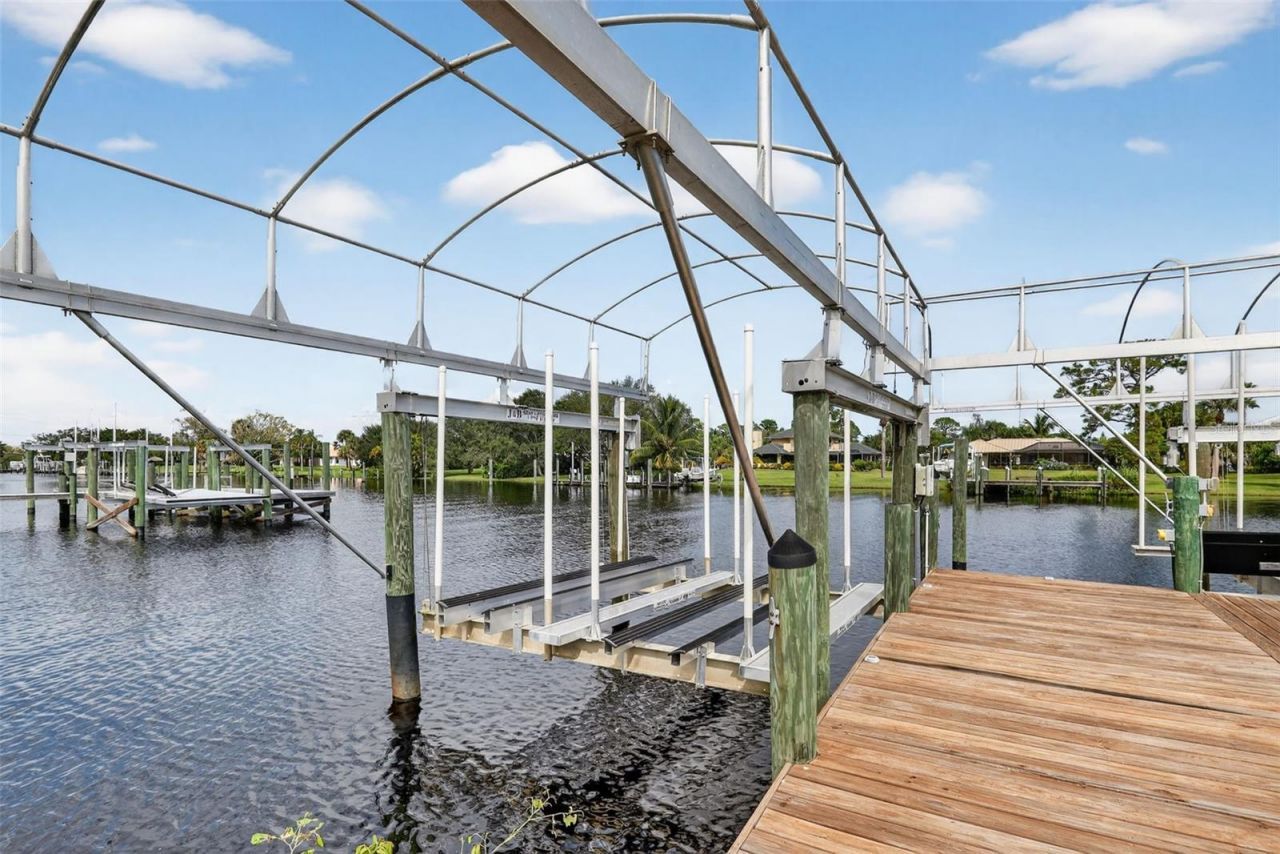 2461 SE North Lookout Boulevard, Port Saint Lucie, FL 34984 Photo