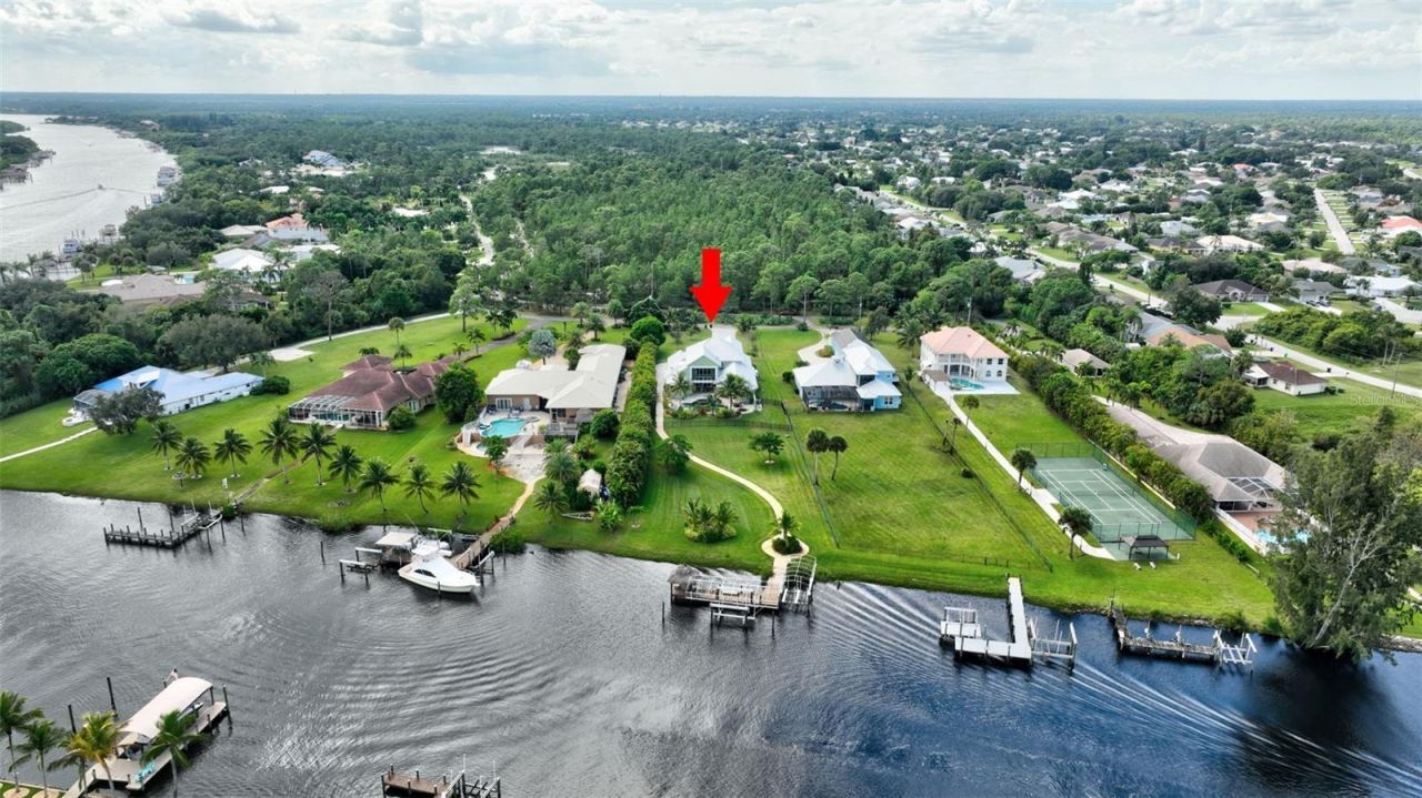 2461 SE North Lookout Boulevard, Port Saint Lucie, FL 34984 Photo