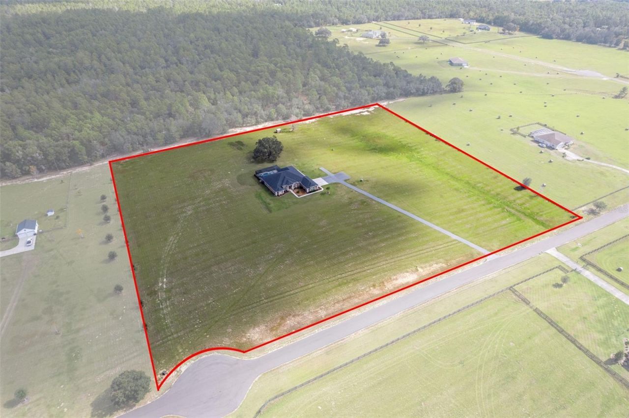 11367 S Brightstar Avenue, Floral City, FL 34436 Photo