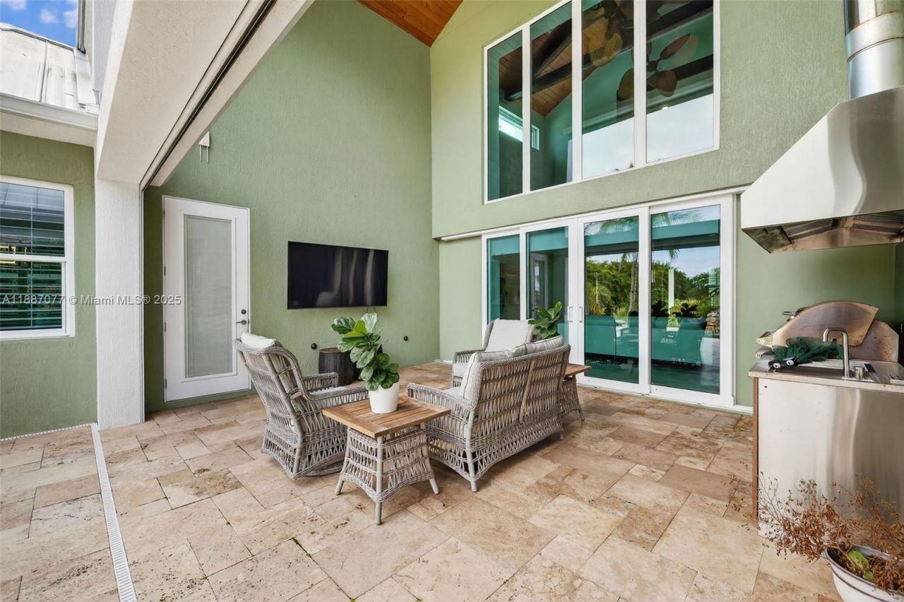 2461 SE North Lookout Boulevard, Port Saint Lucie, FL 34984 Photo