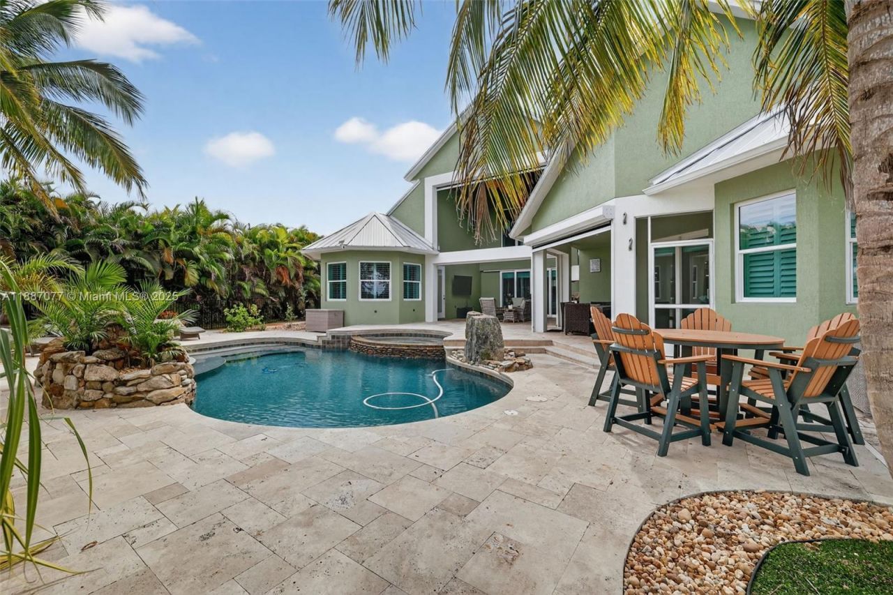 2461 SE North Lookout Boulevard, Port Saint Lucie, FL 34984 Photo