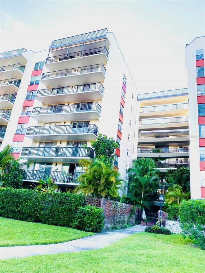 2699 Seville Boulevard, Unit 607, Clearwater, FL 33764 Main Photo