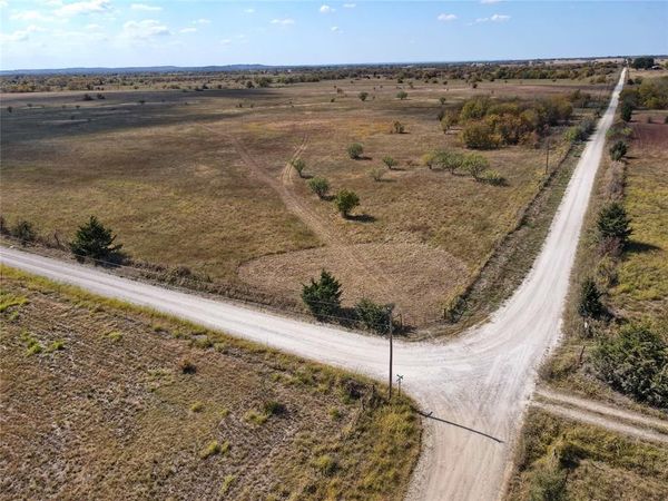 9 Freeny Valley Road, Caddo, OK 74729