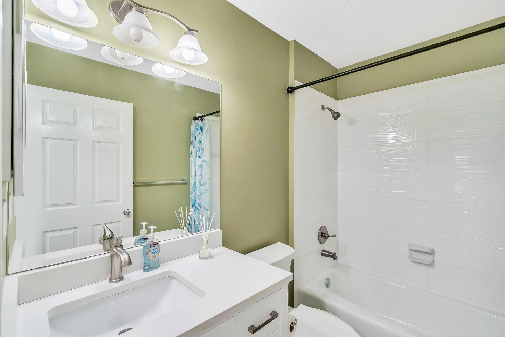 827 Oak Harbour Drive, Juno Beach, FL 33408 Photo