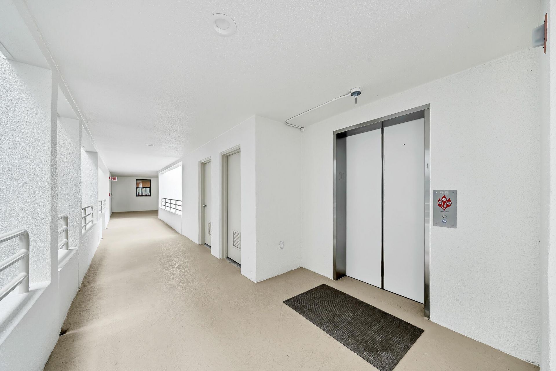 827 Oak Harbour Drive, Juno Beach, FL 33408 Photo